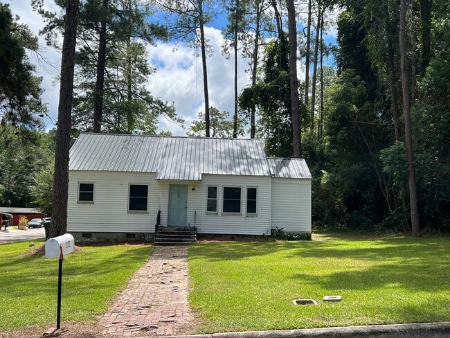 Foto del edificio - 222 Fontaine Dr