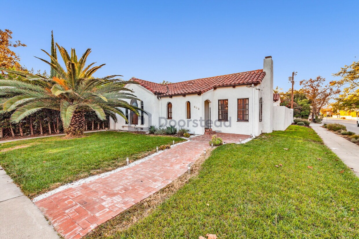 Foto principal - 603 S Mansfield Ave