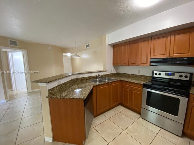 Foto del edificio - 17602 NW 25th Ave