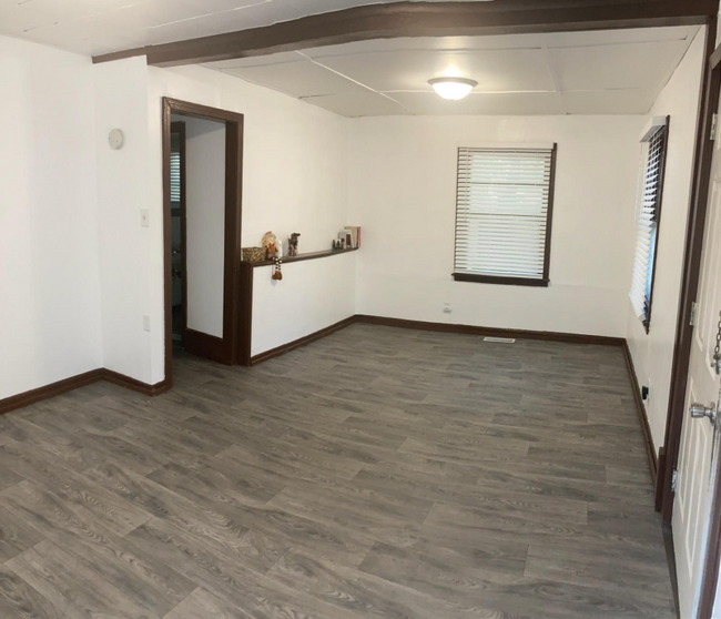 Foto del edificio - 1704 N Jefferson St