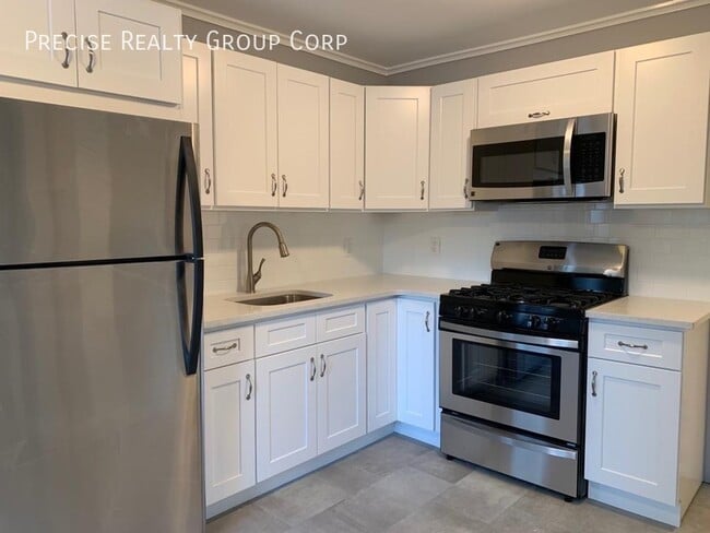 Photo - 17 Landscape Ave Apartment