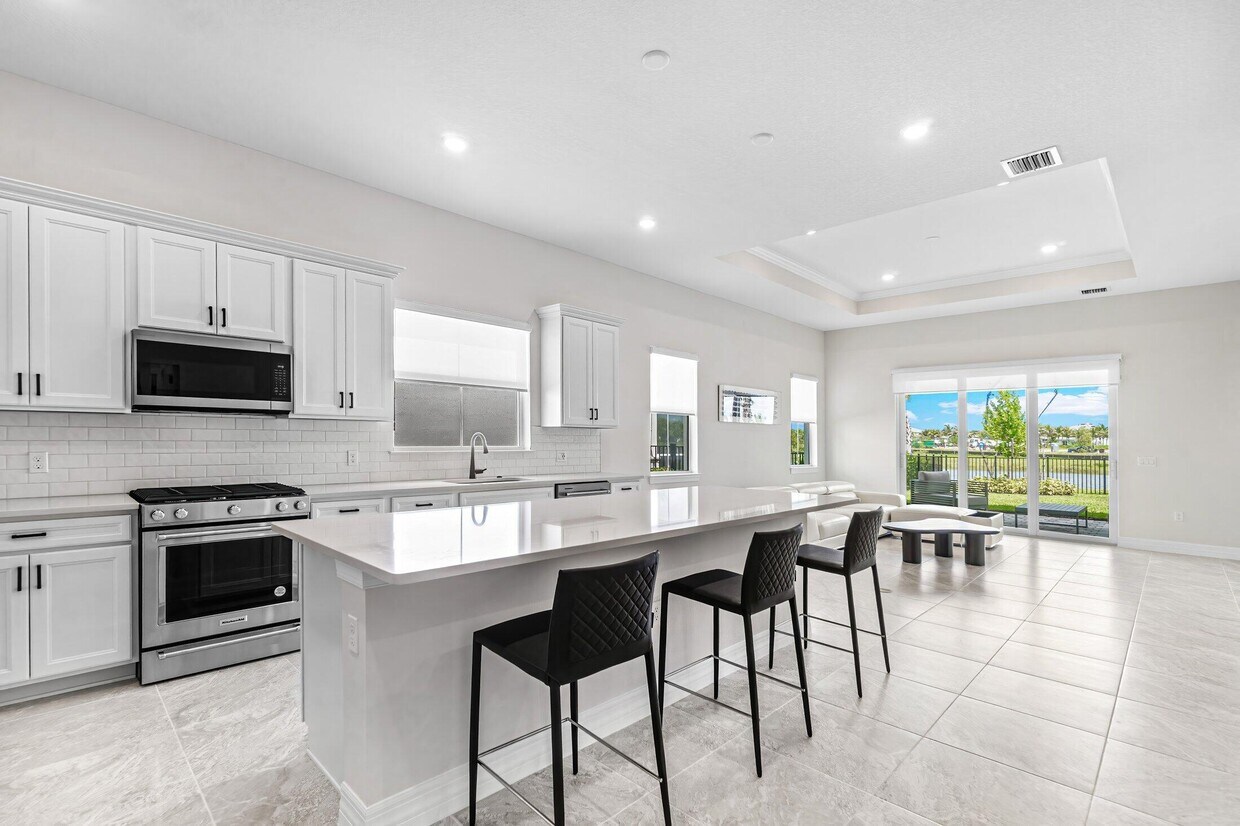 Foto principal - 12325 Frontline Ln