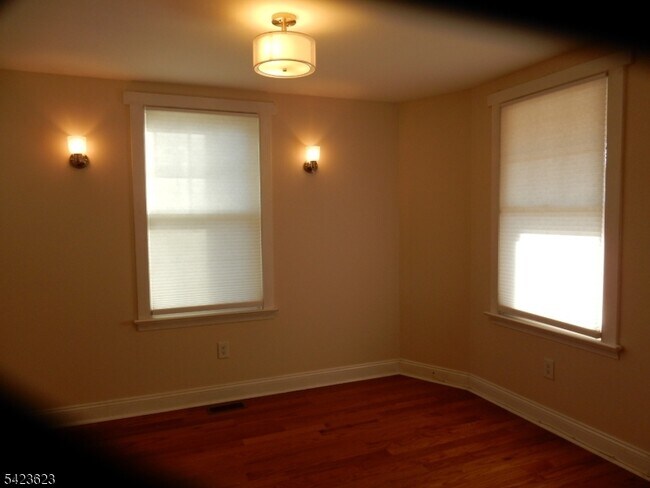 Foto del edificio - 418 Washington St