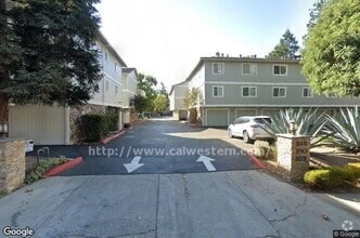 Building Photo - 852 Apricot Ave