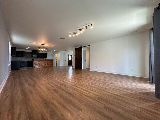 Foto del edificio - Home for rent