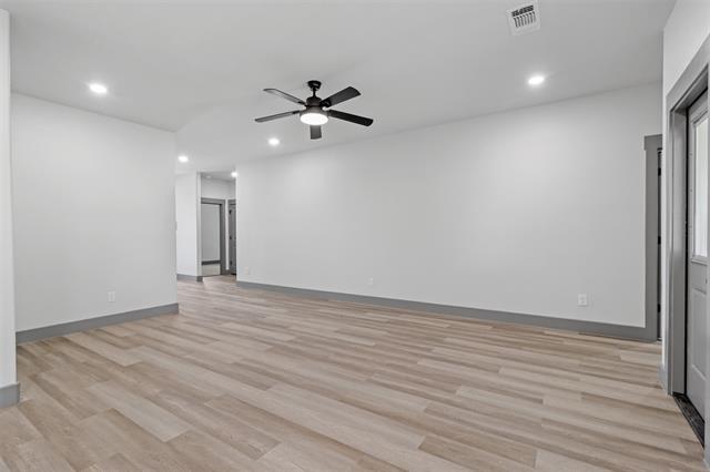 Building Photo - 405 W Hull St