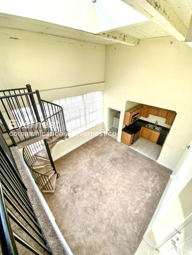 Foto del edificio - 525 E Grace St