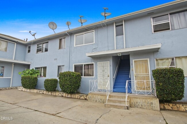 Building Photo - 6211 10th Ave