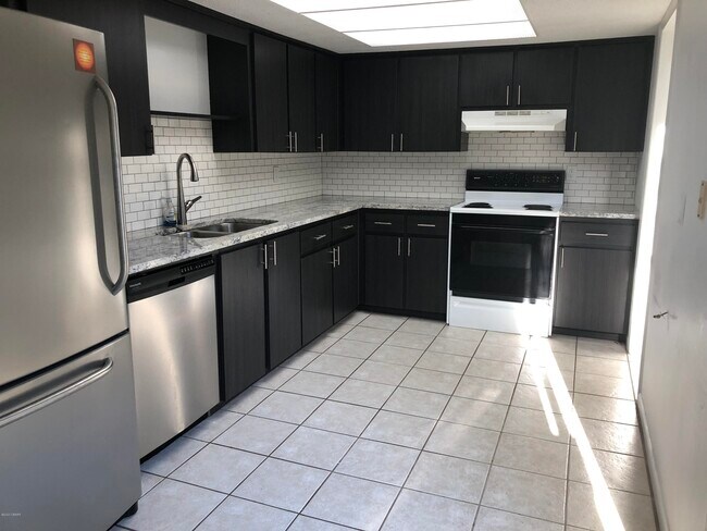 Building Photo - 102 Timberline Trail