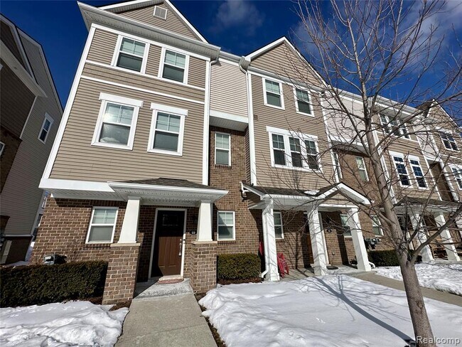 Foto del edificio - 2500 Normandy Rd