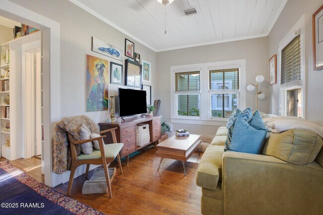 Foto del edificio - 310 Cleveland St