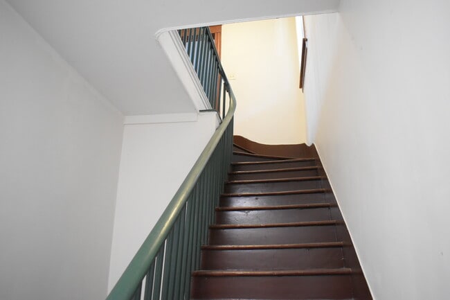 Building Photo - 417 N 5th Ave