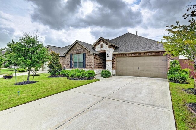 Building Photo - 23847 Northwood Terrace Ln