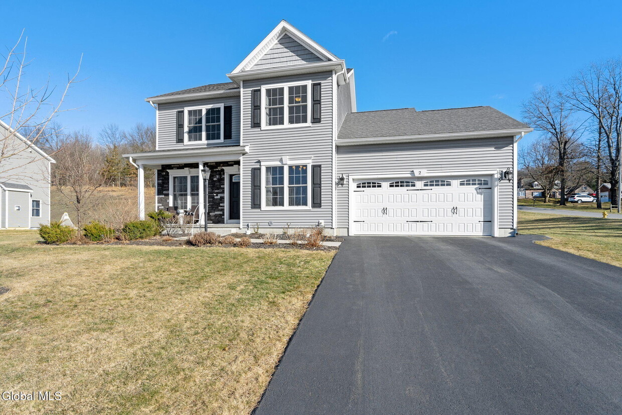 Foto principal - 2 Birch Ct