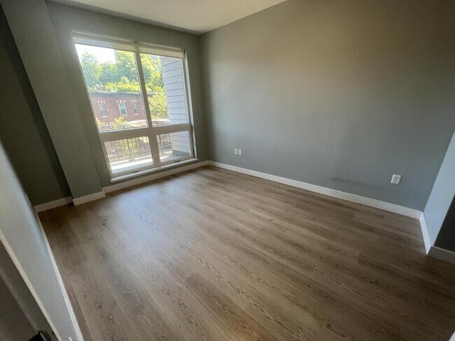 Foto del edificio - 35 S Huntington Ave