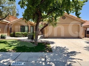 Building Photo - 15845 N 51st St