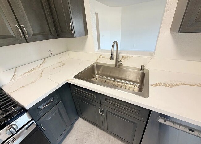 Foto del edificio - 3119 Foothill Blvd