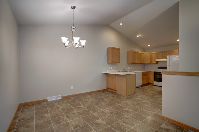 Foto del edificio - 4544 Windsor Rd