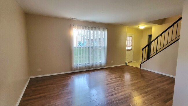 Foto del edificio - 308 Persimmon Ct