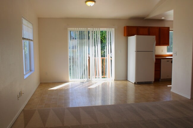 Building Photo - 1503 Trisha Way