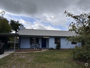 Building Photo - 7605 Fort Walton Ave