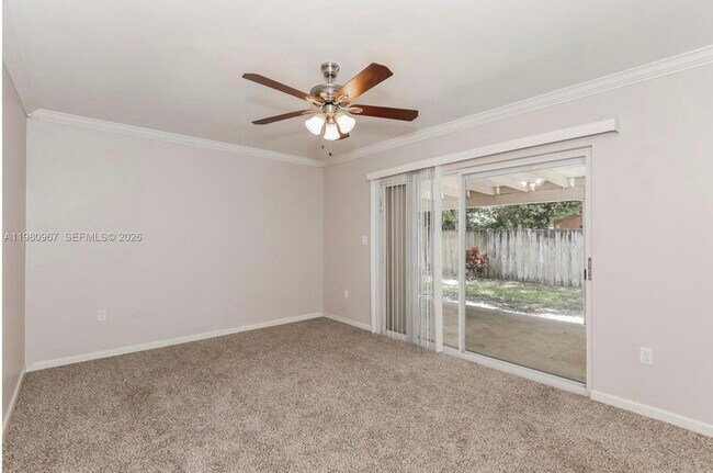 Foto del edificio - Southwest 8th Avenue, Hallandale Beach, FL 33009 - 3 BR 2 BA single-family home