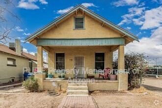 Building Photo - 118 E Hadley St