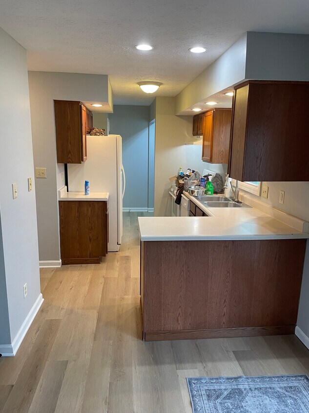 Foto principal - 630 Eugene Ct