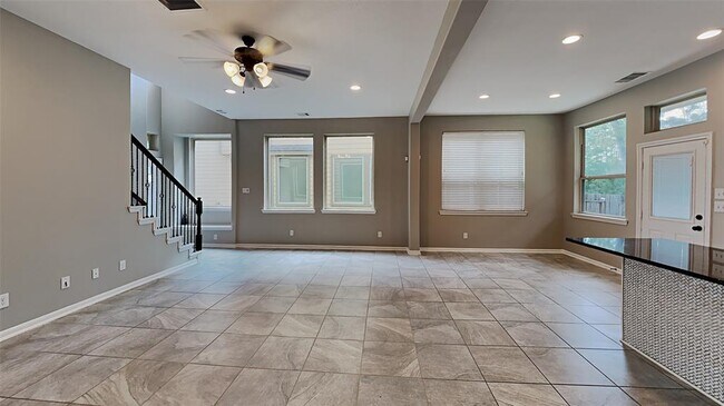 Building Photo - 118 Cheswood Forest Dr