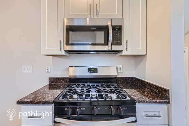 Foto del edificio - 2519 Hillcrest Ave