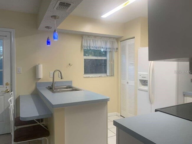 Building Photo - 1420 70th St N