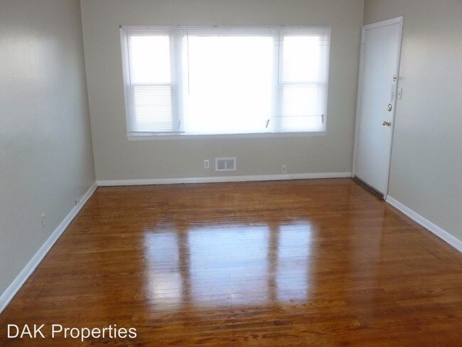 Building Photo - 7049 N Teutonia Ave