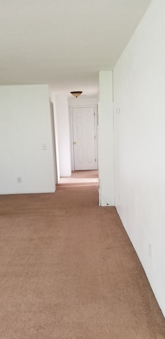 Foto del edificio - 3 bed/2 bath