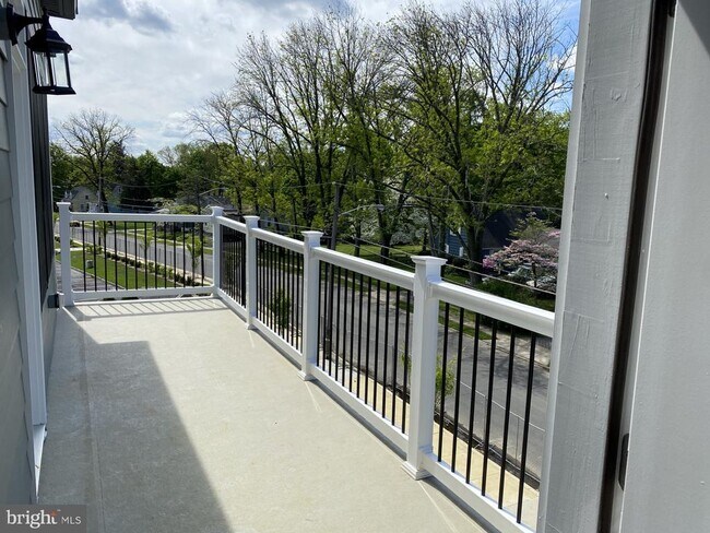Foto del edificio - 95 N White Horse Pike