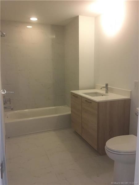 Building Photo - 16385 Biscayne Blvd