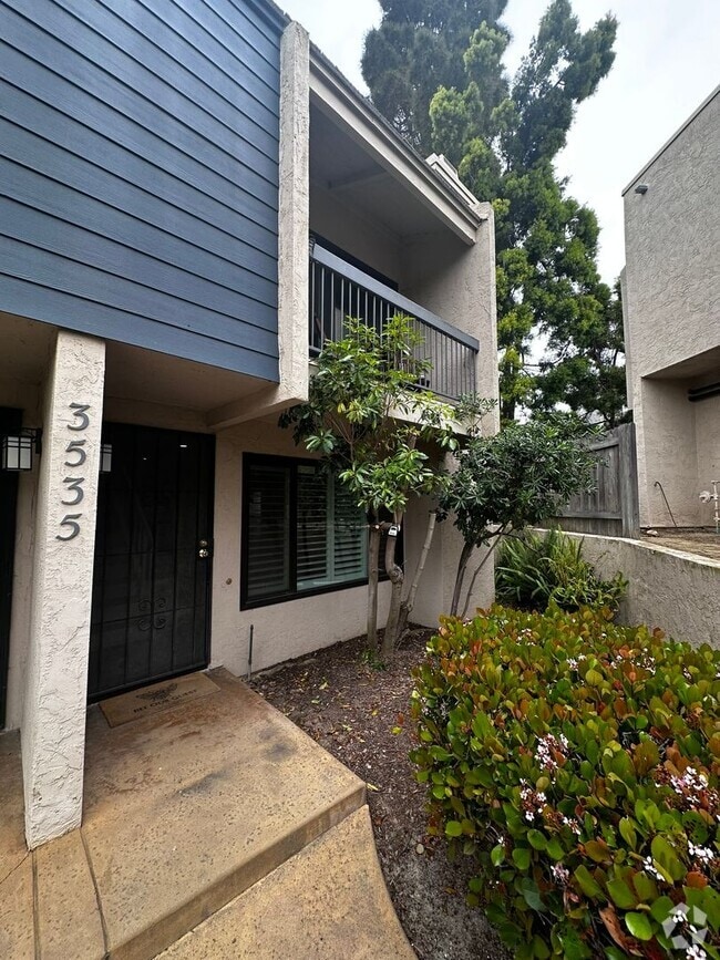 Building Photo - 3535 Monair Dr