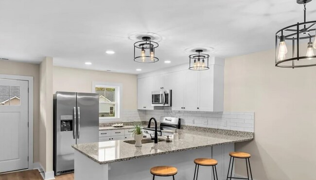 Foto del edificio - 201 Beacon Ave