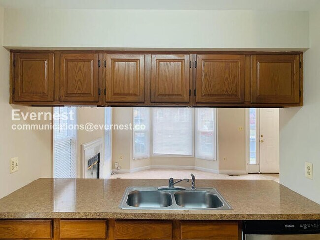 Foto del edificio - 12132 Salemtown Dr