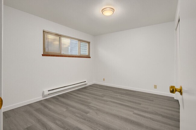 Foto del edificio - *2 Weeks of Free Rent Promotion!* BEAUTIFU...