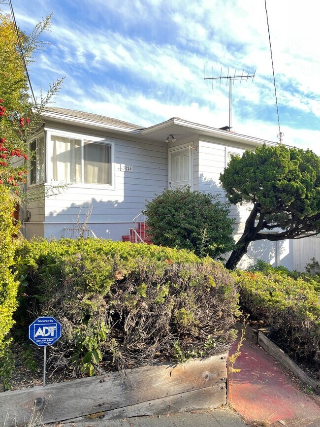 Foto del edificio - COMING SOON NOW NICE HOUSE IN GLENVIEW DIS...