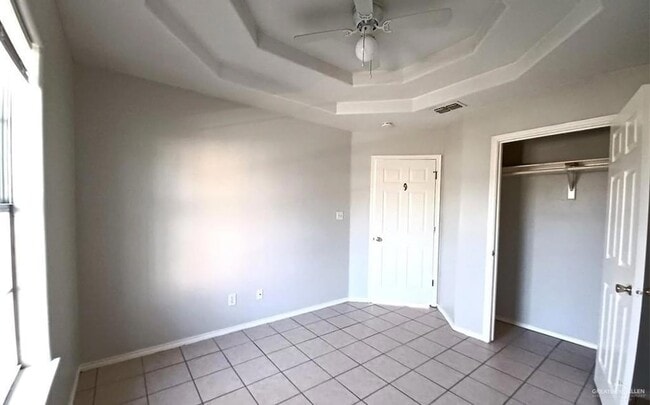 Building Photo - 6505 Lima Ln