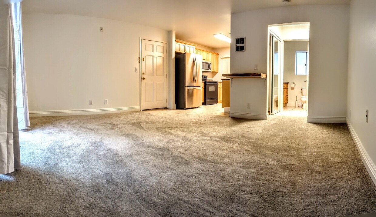Primary Photo - 2850 Reynard Way 21