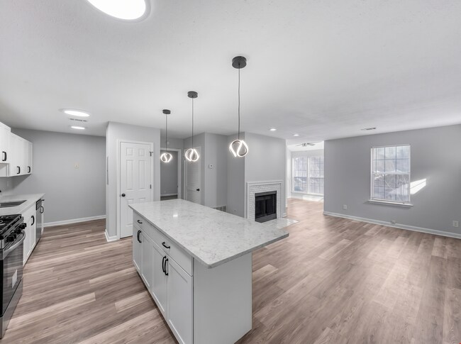 Building Photo - 608 Chase Ridge Dr