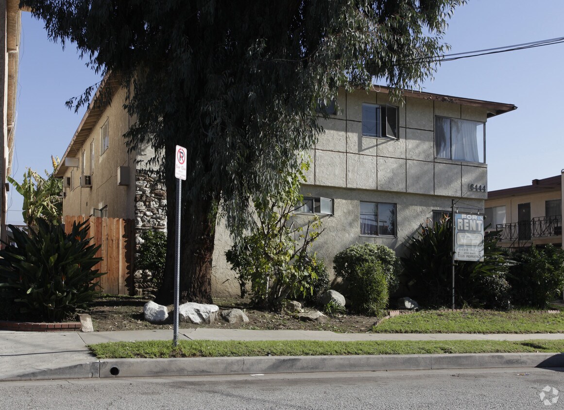 Building Photo - 6444 Mammoth Ave