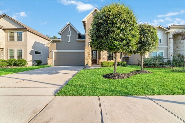 Building Photo - 7430 Lynnbrook Falls Lane
