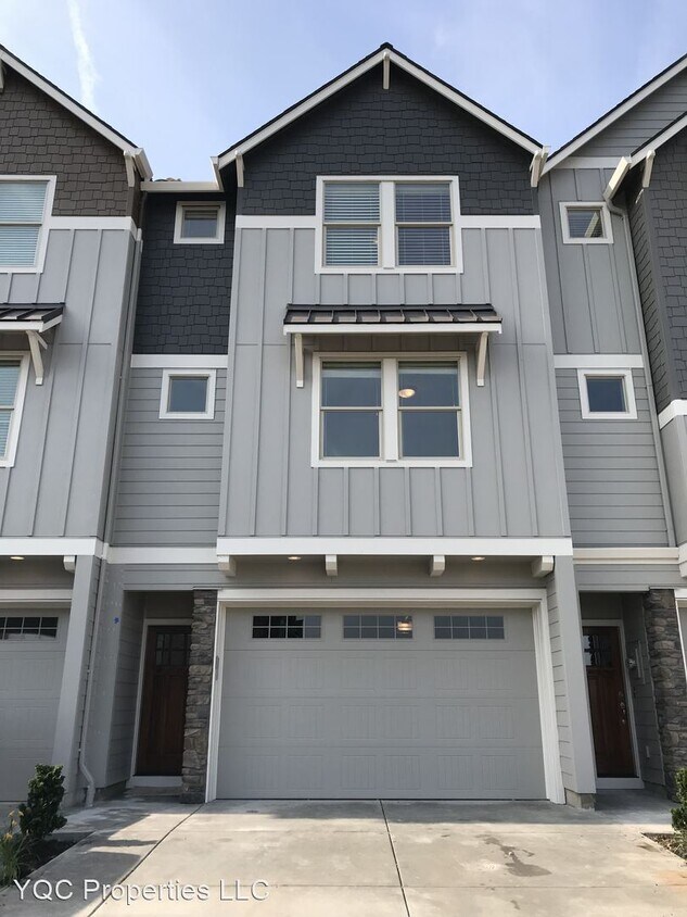 4 br, 3 bath House 4261 NW Sage Loop House Rental in Camas, WA