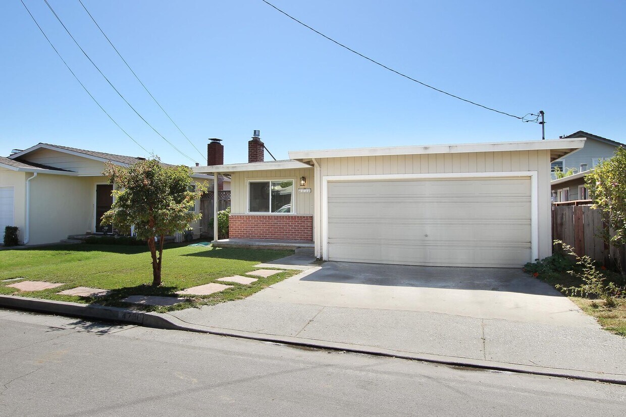 Foto principal - Charming Jewel Box Home Just Minutes from ...