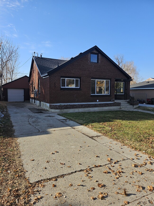 Foto del edificio - 3503 Quincy Ave