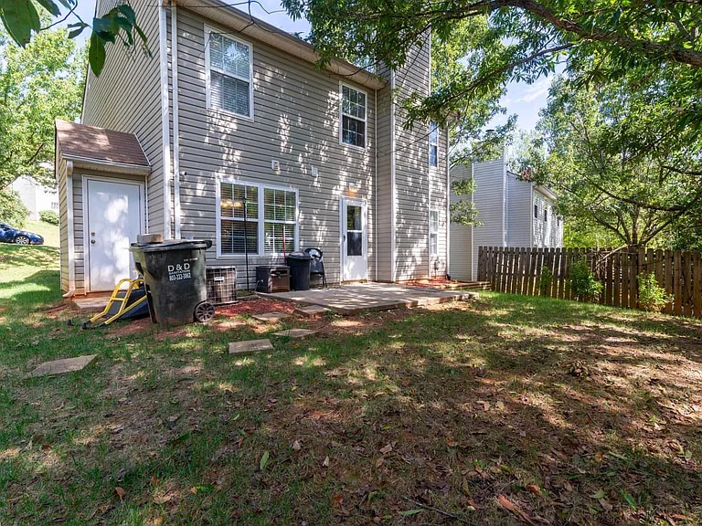 1260 Winding Path Rd, Clover, SC 29710 House Rental in Clover, SC