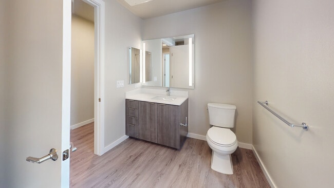 Interior Photo - Residences at Lake Merritt